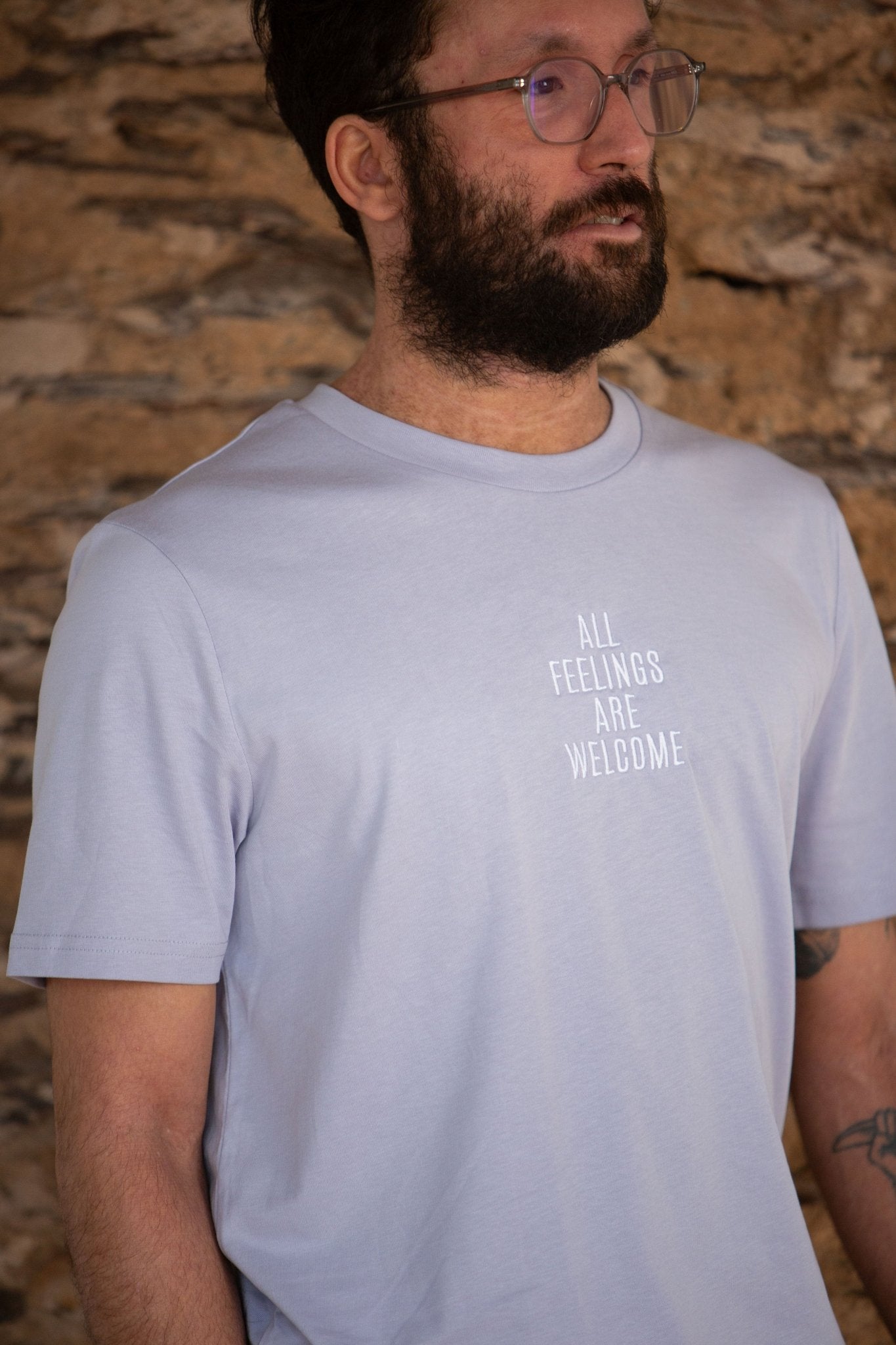 Organic T-Shirt ALL FEELINGS ARE WELCOME Stick | unisex | Lavendel - Studio Schön®