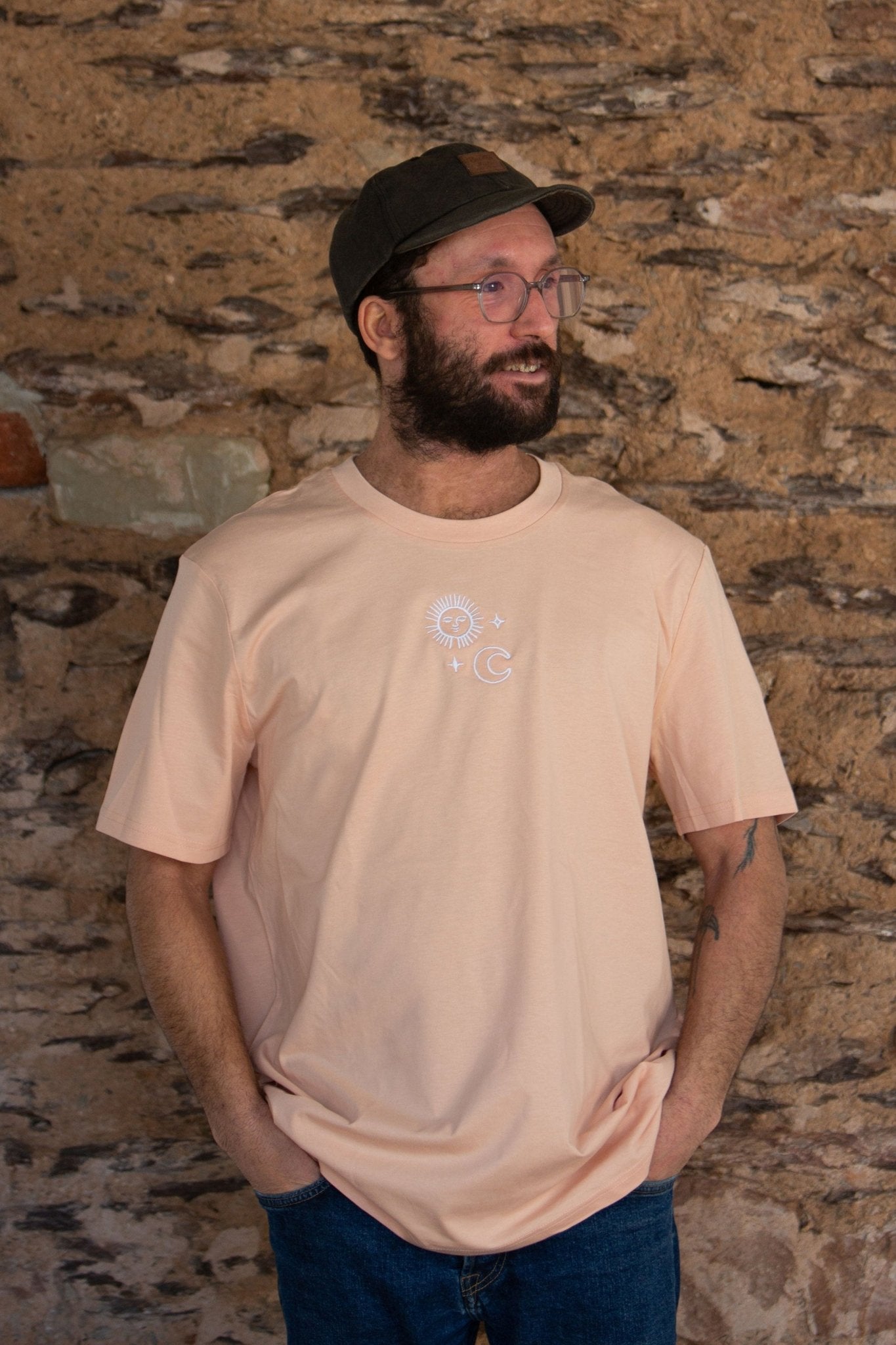 Organic T-Shirt SONNE MOND STERNE Stick | unisex | Pfirsich - Studio Schön®