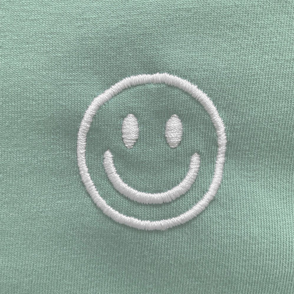 Organic T-Shirt Smiley Stick Weiß | unisex | Salbei - Studio Schön®